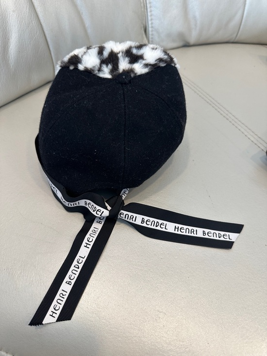 henri bendel Kids Faux Fur Leopard Panel Cap - Black & White